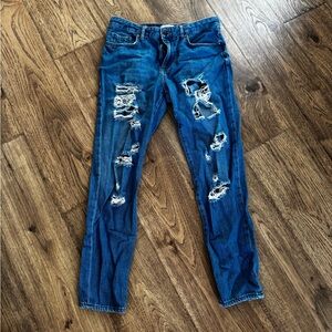 Forever 21 Distressed jeans 27